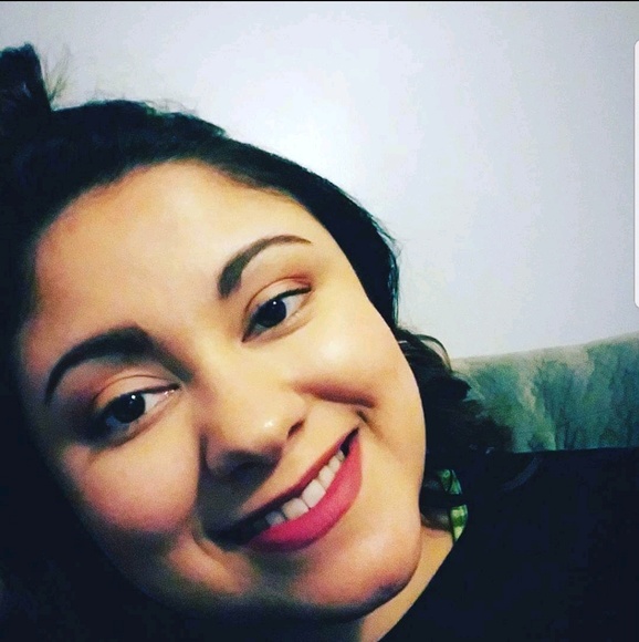 Meet your Posher, Erica - Picture 1 of 1